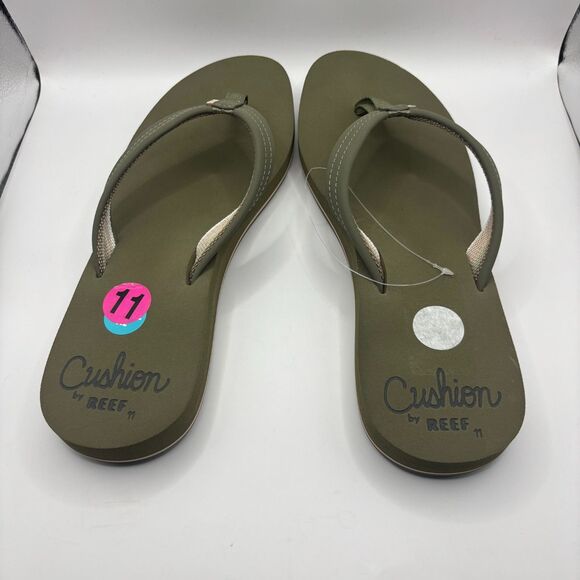 REEF Cushion Breeze Women's Flip Flop, Ultra Soft Footbed - Picture 1 of 4